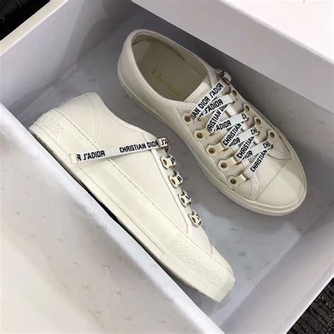 sneakers arricciate dior donna|dior tennis shoes women.